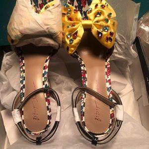 Betsy Johnson yellow bow embellished heels